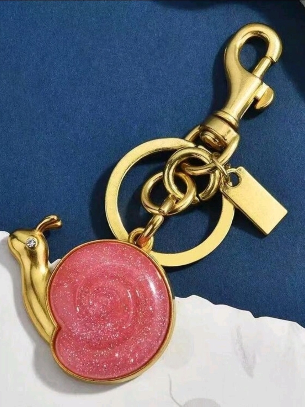 Gold-Tone Pink Glitter Snail Key & Card Holder Charm